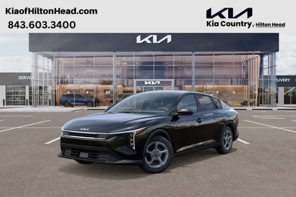 2025 Kia K4 LXS photo 1