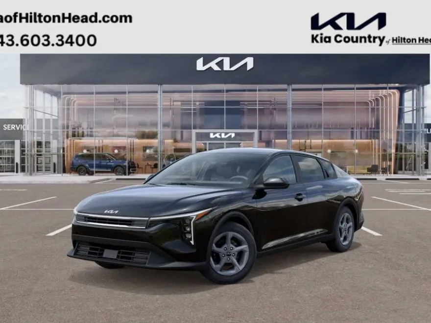 2025 Kia K4 LXS photo 1
