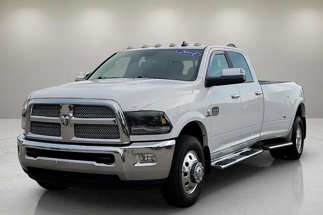 2014 Ram 3500 Longhorn photo 1