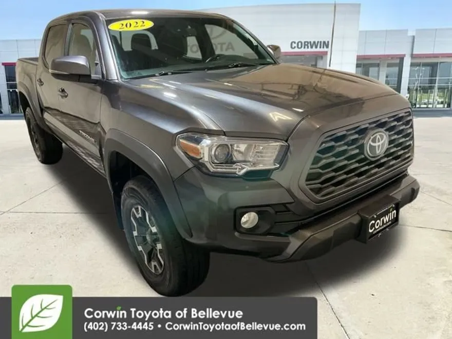 2022 Toyota Tacoma TRD Off-Road photo 1