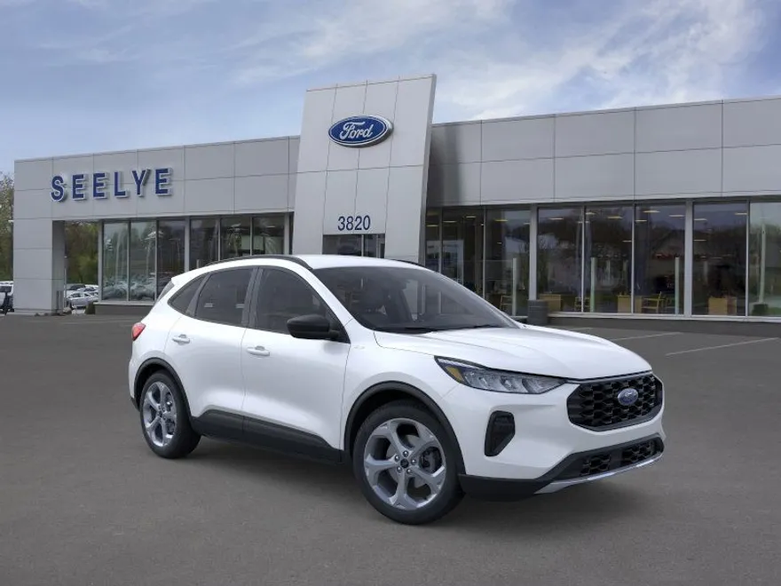 2025 Ford Escape ST-Line photo 1