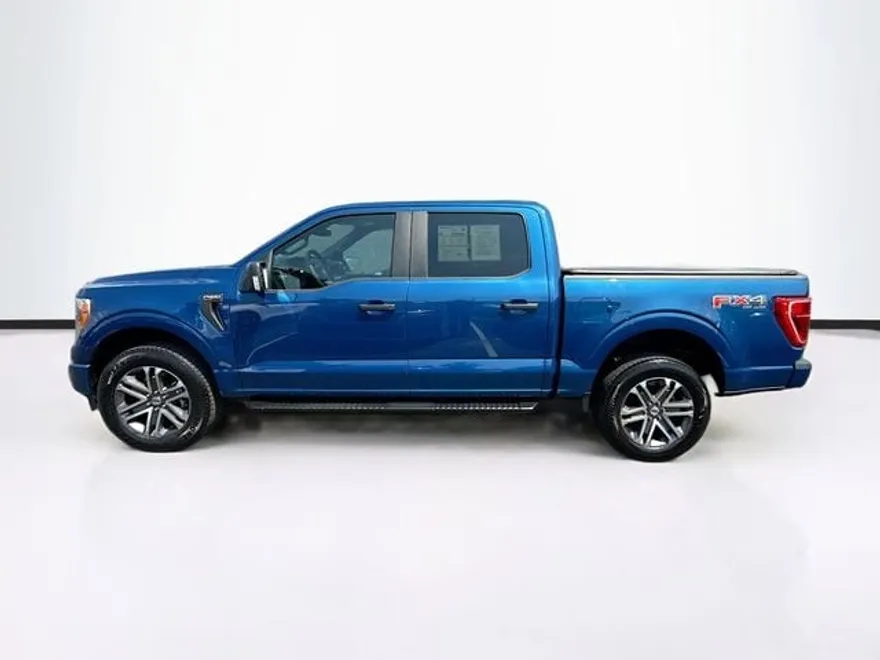 2022 Ford F-150 XL photo 1