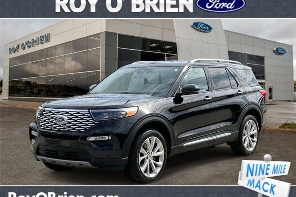 2022 Ford Explorer Platinum photo 1