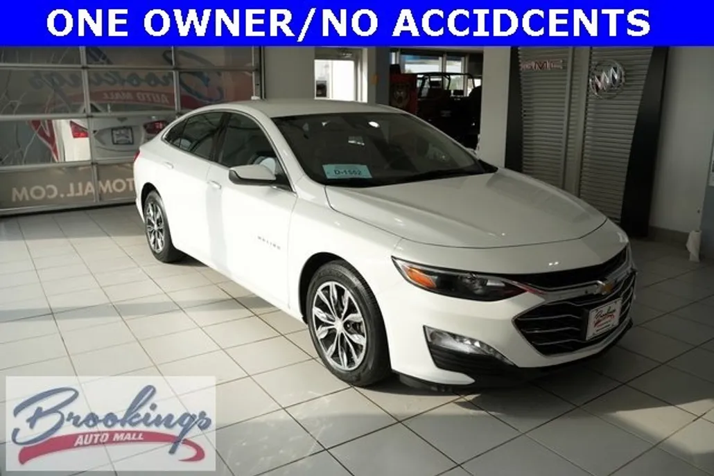 2023 Chevrolet Malibu 1LT photo 1
