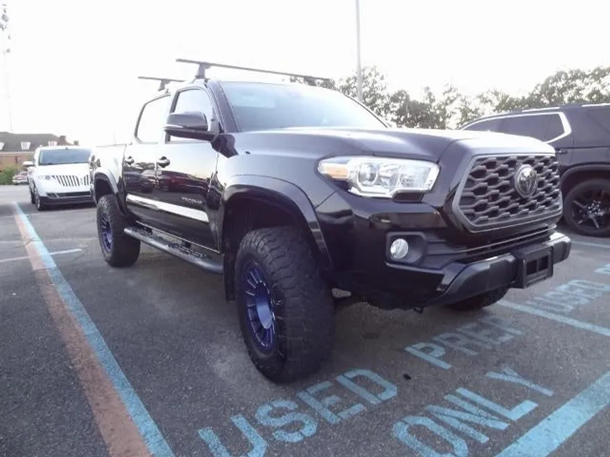 2020 Toyota Tacoma SR5 V6 photo 1