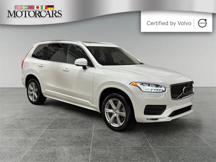 2023 Volvo XC90 B5 Core photo 1