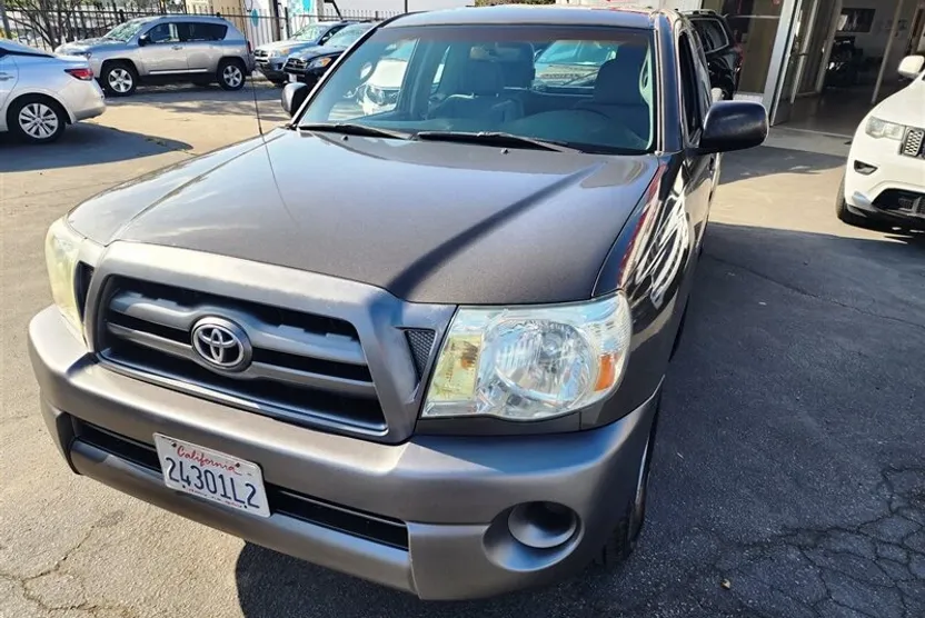 2009 Toyota Tacoma photo 1