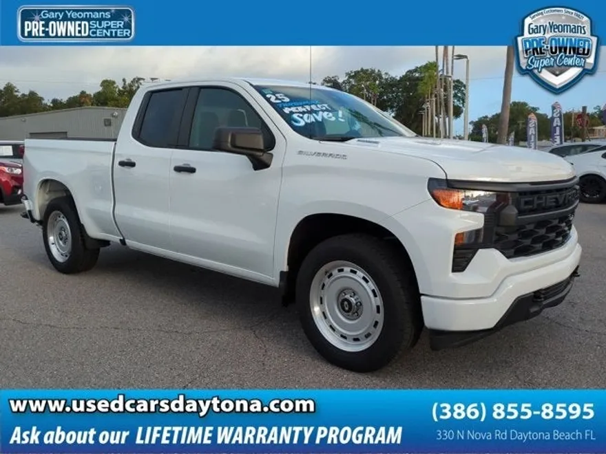 2025 Chevrolet Silverado 1500 Custom photo 1