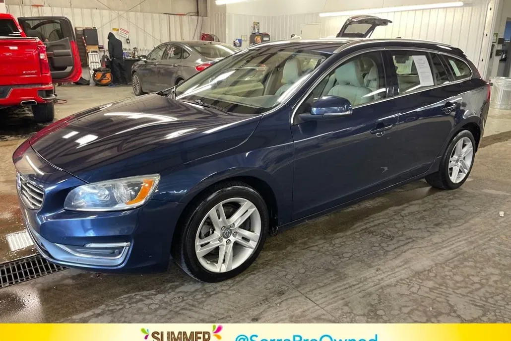 2015 Volvo V60 T5 Premier photo 1