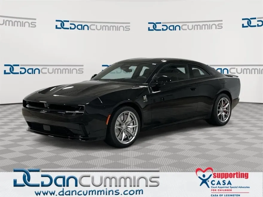 2025 Dodge Charger Daytona Scat Pack AWD photo 1