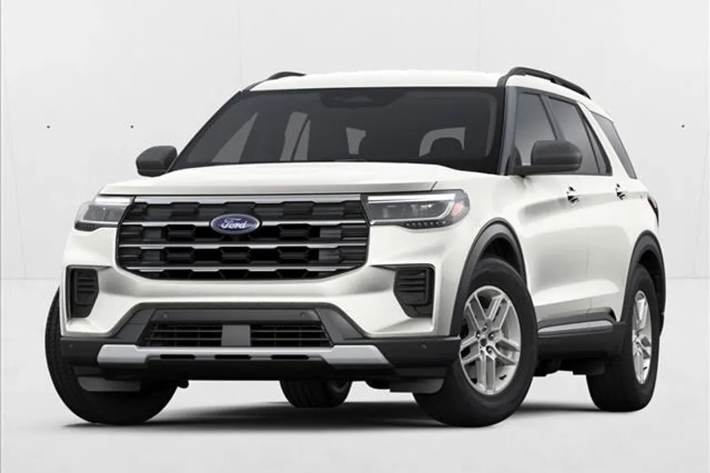 2025 Ford Explorer photo 1