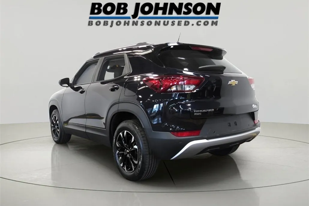 2021 Chevrolet Trailblazer LT photo 1