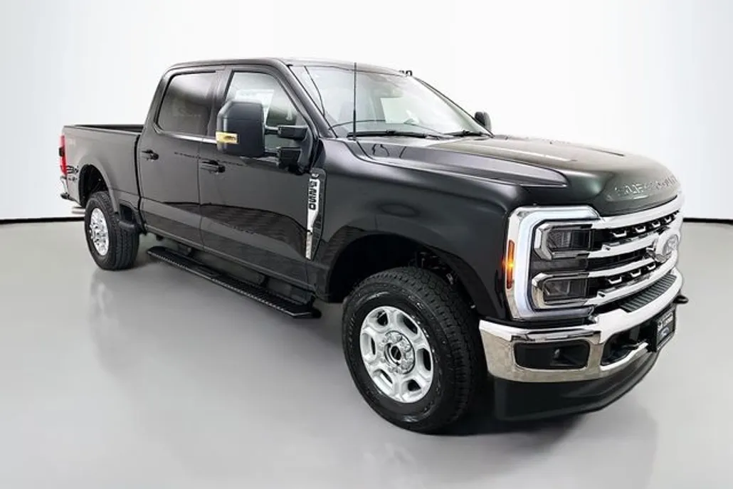 2026 Ford F-250 photo 1