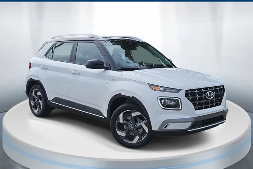 2025 Hyundai Venue SEL Limited photo 1