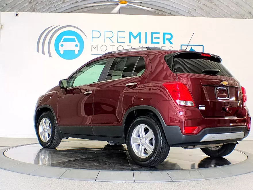 2017 Chevrolet Trax LT photo 1