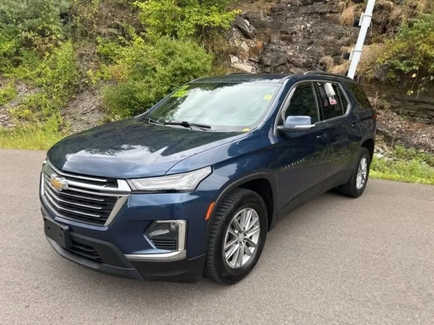 2023 Chevrolet Traverse Cloth photo 1