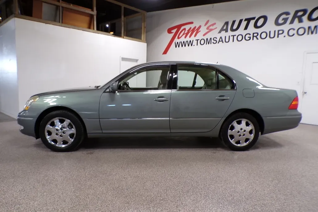2003 Lexus LS 430 photo 1