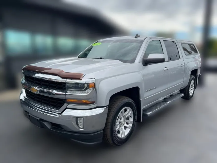 2017 Chevrolet Silverado 1500 photo 1