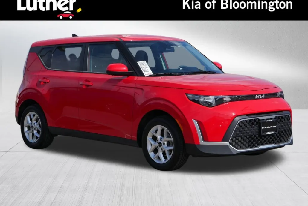 2024 Kia Soul LX S photo 1