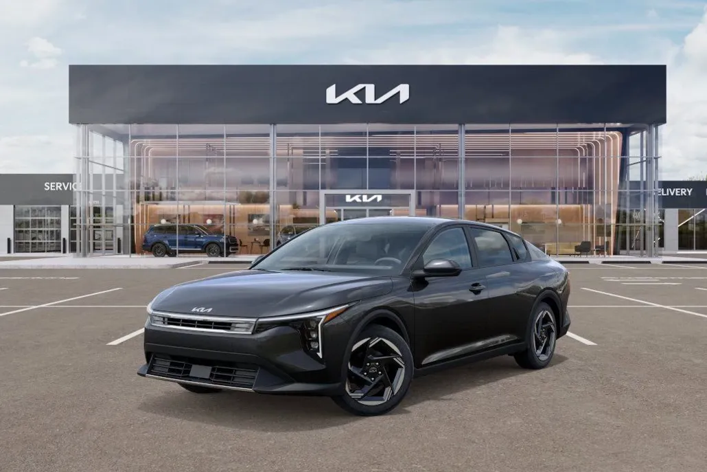 2025 Kia K4 EX photo 1