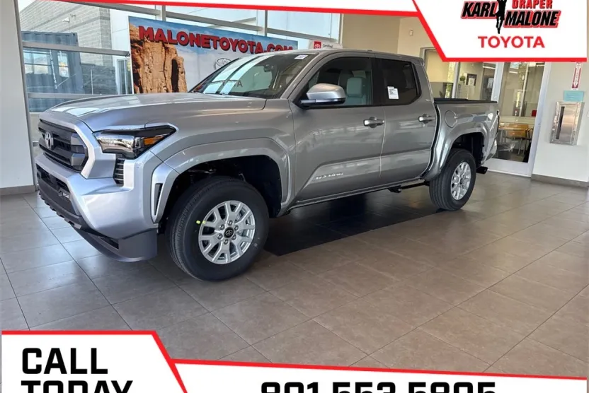2025 Toyota Tacoma SR5 photo 1