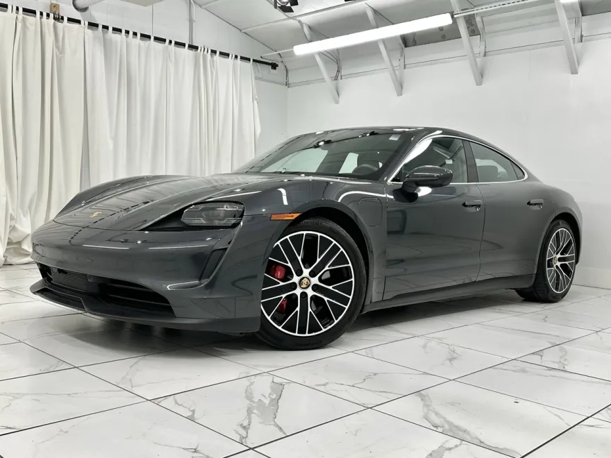 2022 Porsche Taycan 4S photo 1