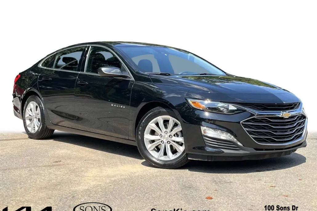 2024 Chevrolet Malibu 1LT photo 1