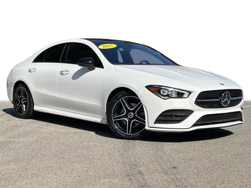 2023 Mercedes Benz CLA 250 photo 1