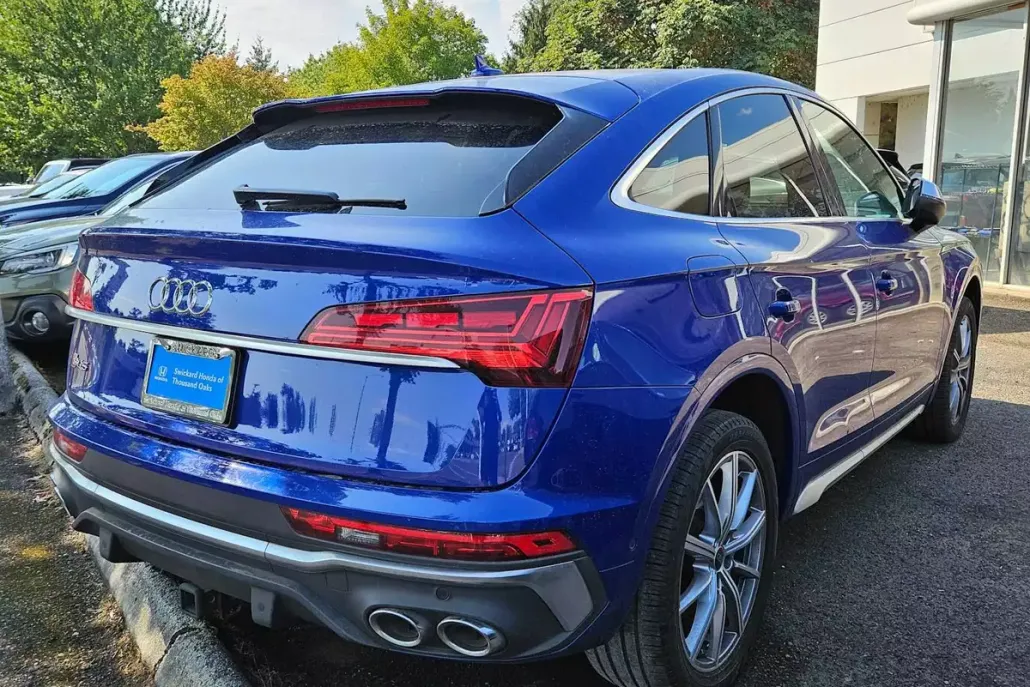 2022 Audi SQ5 Prestige photo 1