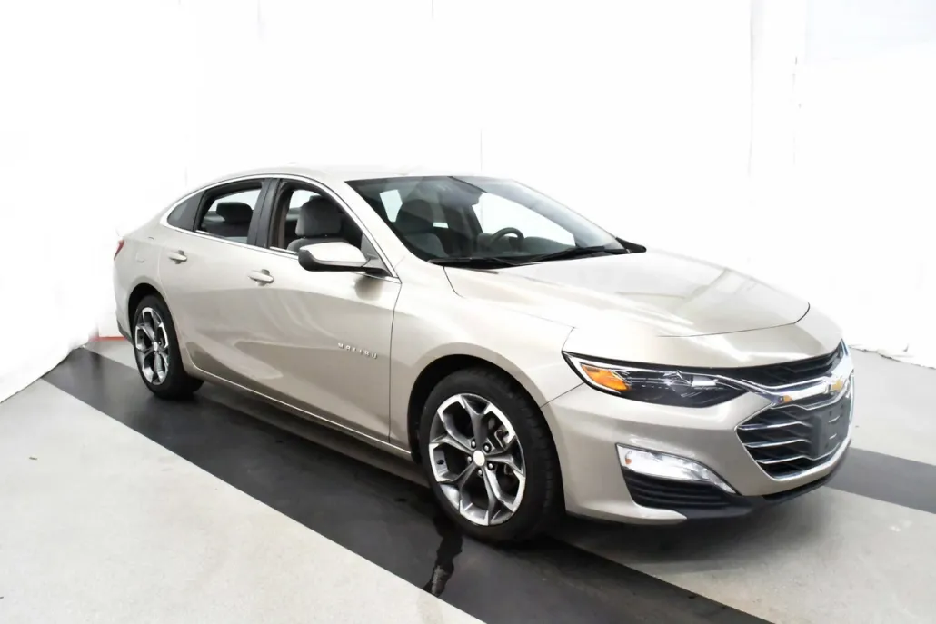 2022 Chevrolet Malibu 1LT photo 1