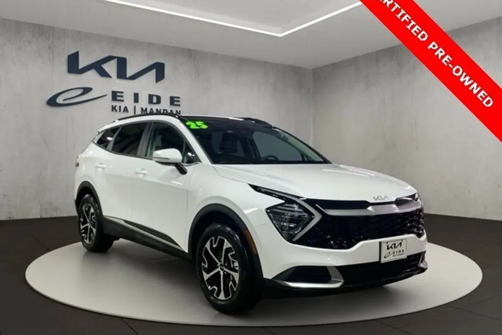 2025 Kia Sportage EX photo 1