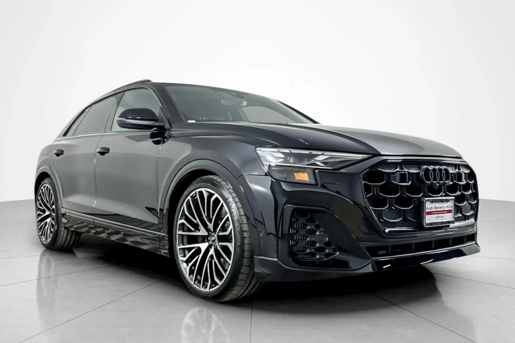 2025 Audi SQ8 Prestige photo 1