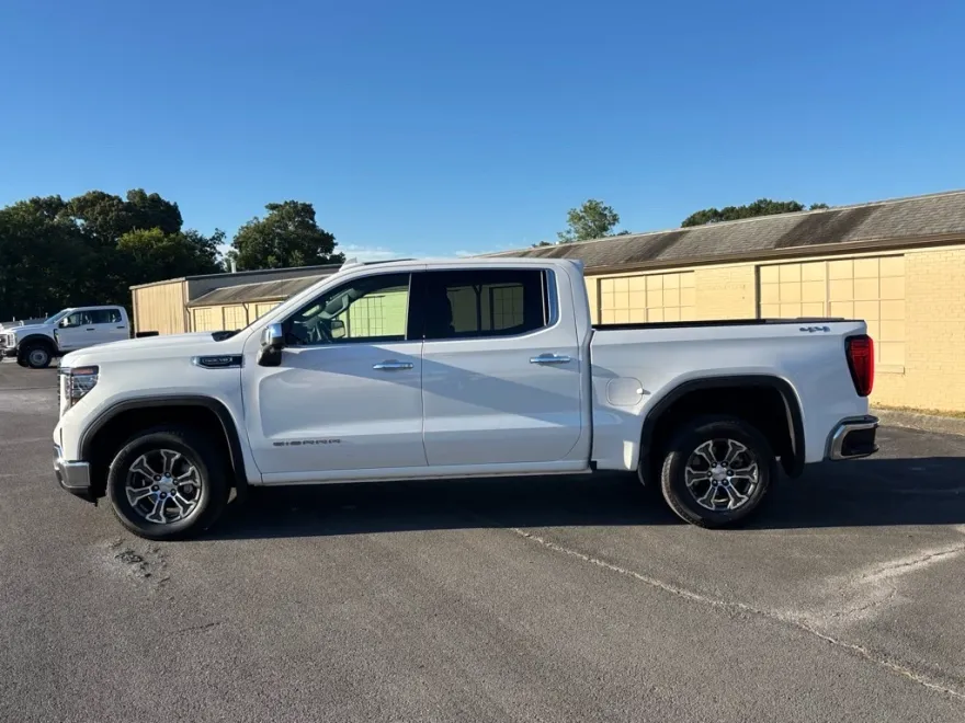 2025 Gmc Sierra 1500 SLT photo 1