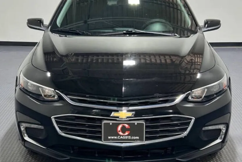 2016 Chevrolet Malibu 1LT photo 1
