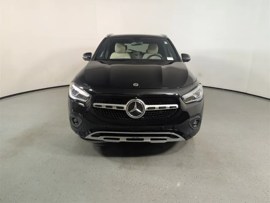 2022 Mercedes Benz GLA 250 photo 1