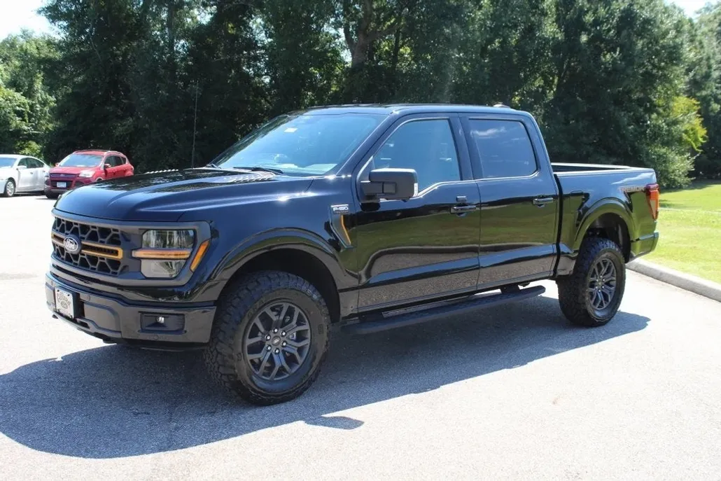 2025 Ford F-150 Tremor photo 1
