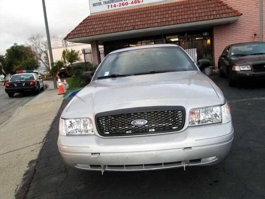 2011 Ford Crown Victoria Police Interceptor photo 1