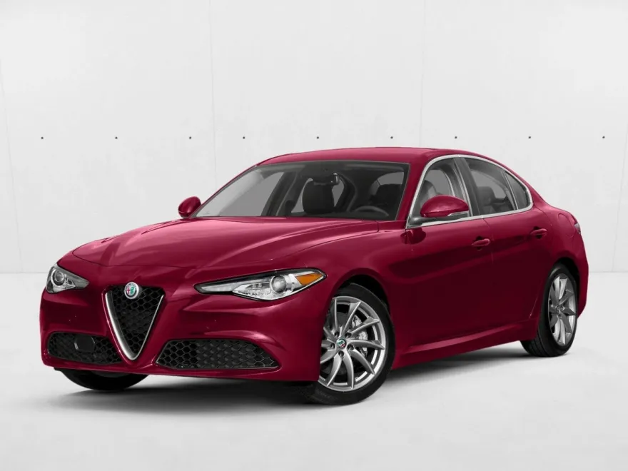 2018 Alfa Romeo Giulia Ti photo 1