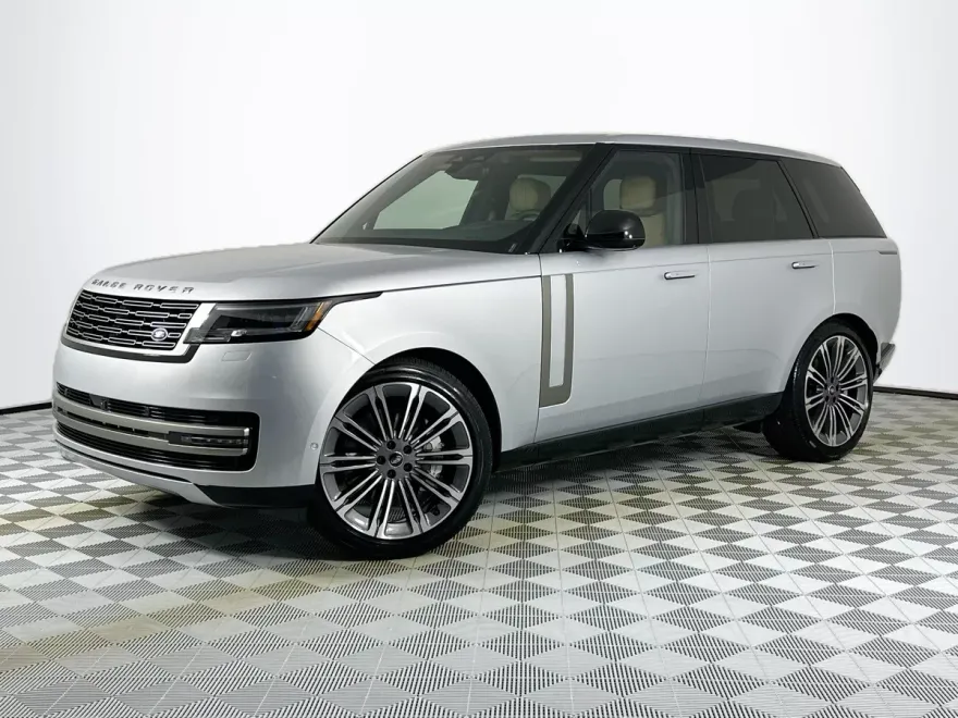 2025 Land Rover Range Rover SE photo 1