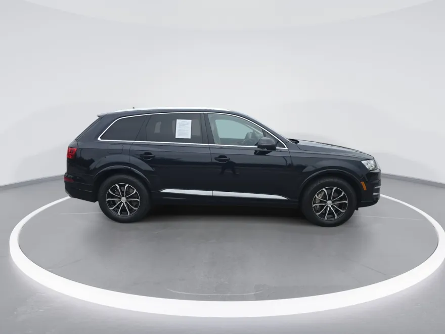 2017 Audi Q7 3.0T Premium photo 1