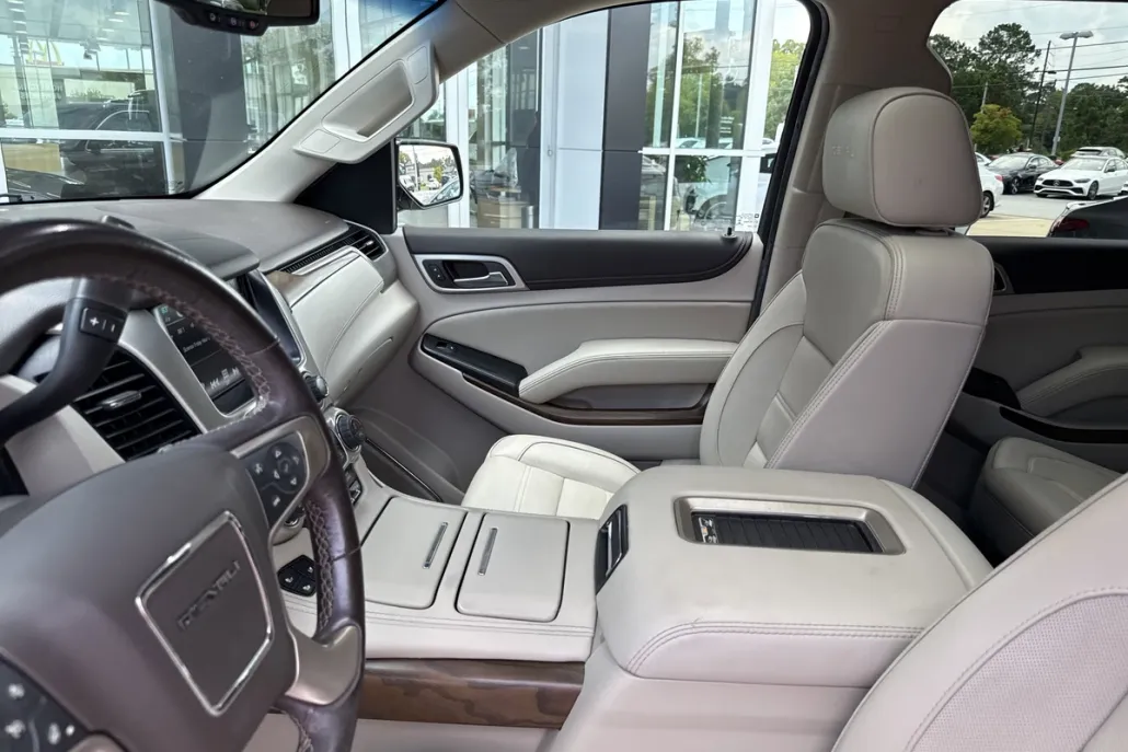 2019 Gmc Yukon XL Denali photo 1