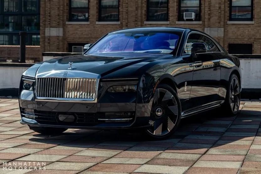 2024 Rolls Royce Spectre photo 1