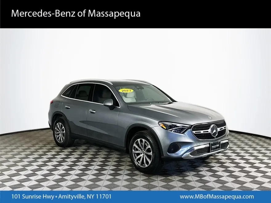 2023 Mercedes Benz GLC 300 4MATIC photo 1