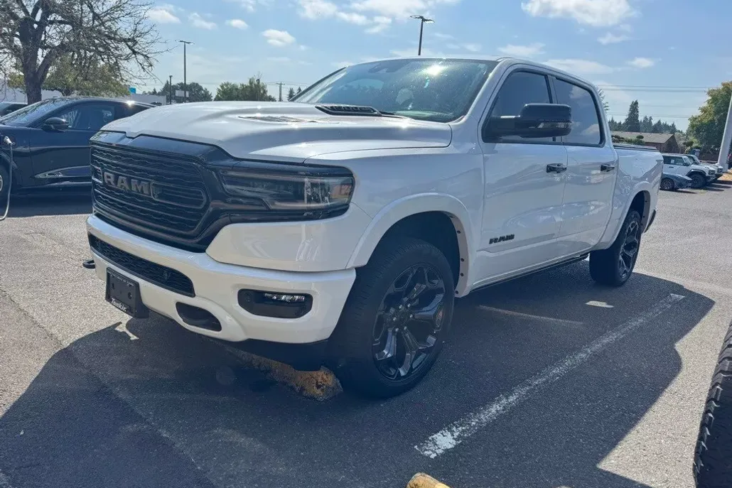 2023 Ram 1500 Limited photo 1