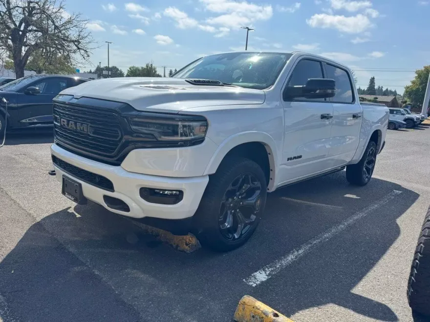 2023 Ram 1500 Limited photo 1