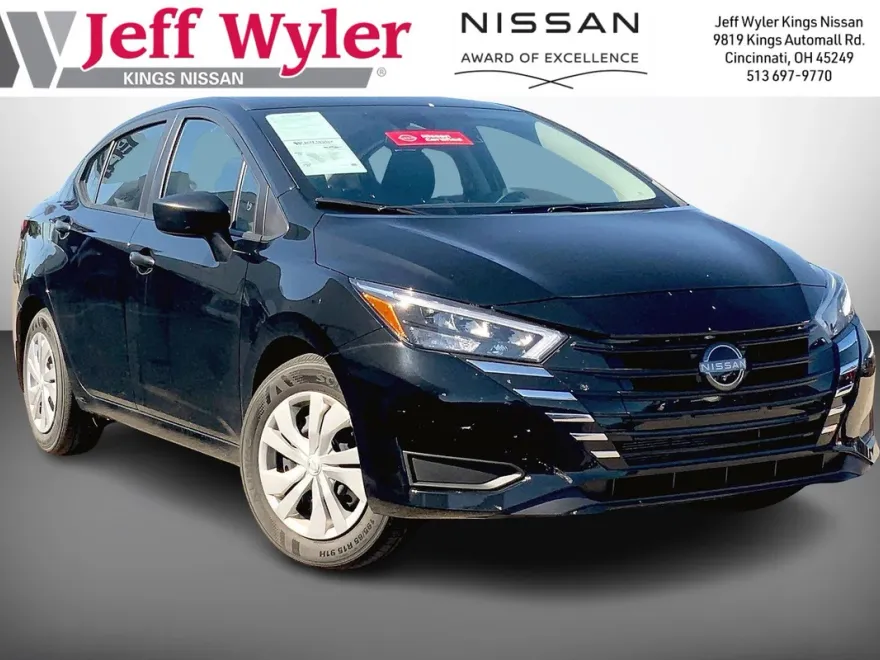 2025 Nissan Versa S photo 1