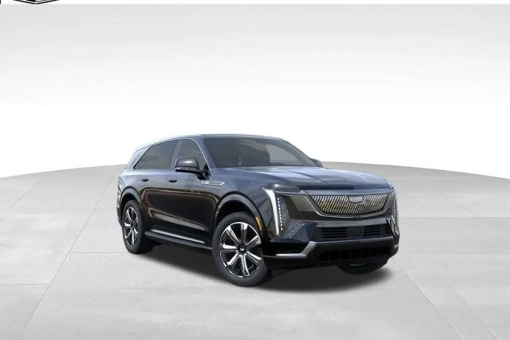 2025 Cadillac Escalade IQ Luxury photo 1