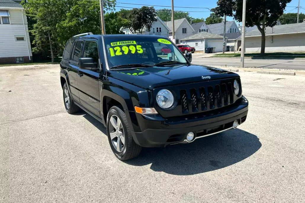 2017 Jeep Patriot Latitude photo 1
