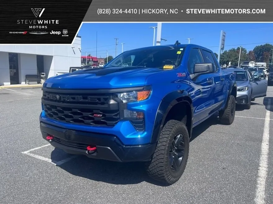 2023 Chevrolet Silverado 1500 Custom Trail Boss photo 1