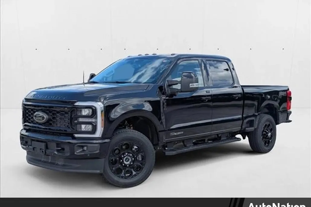2025 Ford F-350 Lariat photo 1